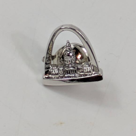 Vtg St. Louis Arch Missouri Capitol Souvenir Lapel Pin Silver Tone .5" Tie Tack - Picture 1 of 2